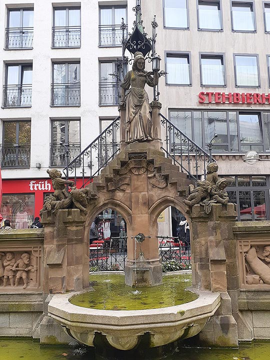 „Vom Kölner Frauenklub zum Internationalen Lyceum Club“